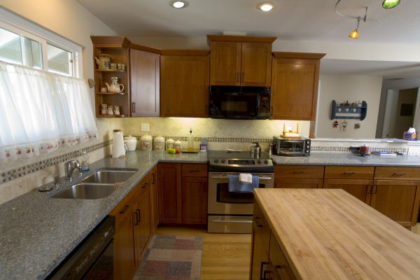 Cherry Cabinet Remodeling in La Quinta